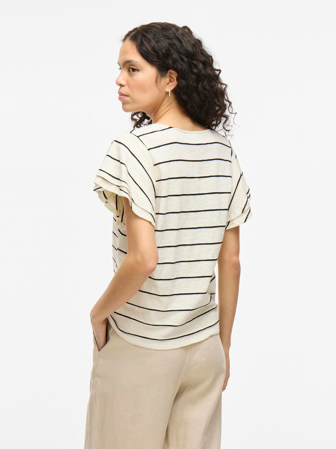 model_shot-back